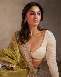 Top 10 Richest Instagram Influencers in India 